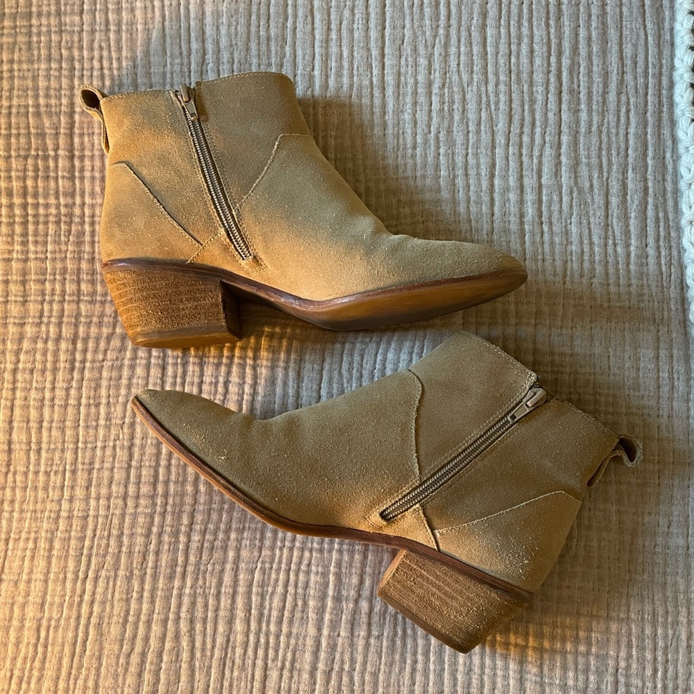 Sole Society Tan Booties